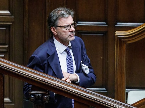 Via libera alla flessibilità su energia e difesa. Il governo mette al riparo la Finanziaria 2027