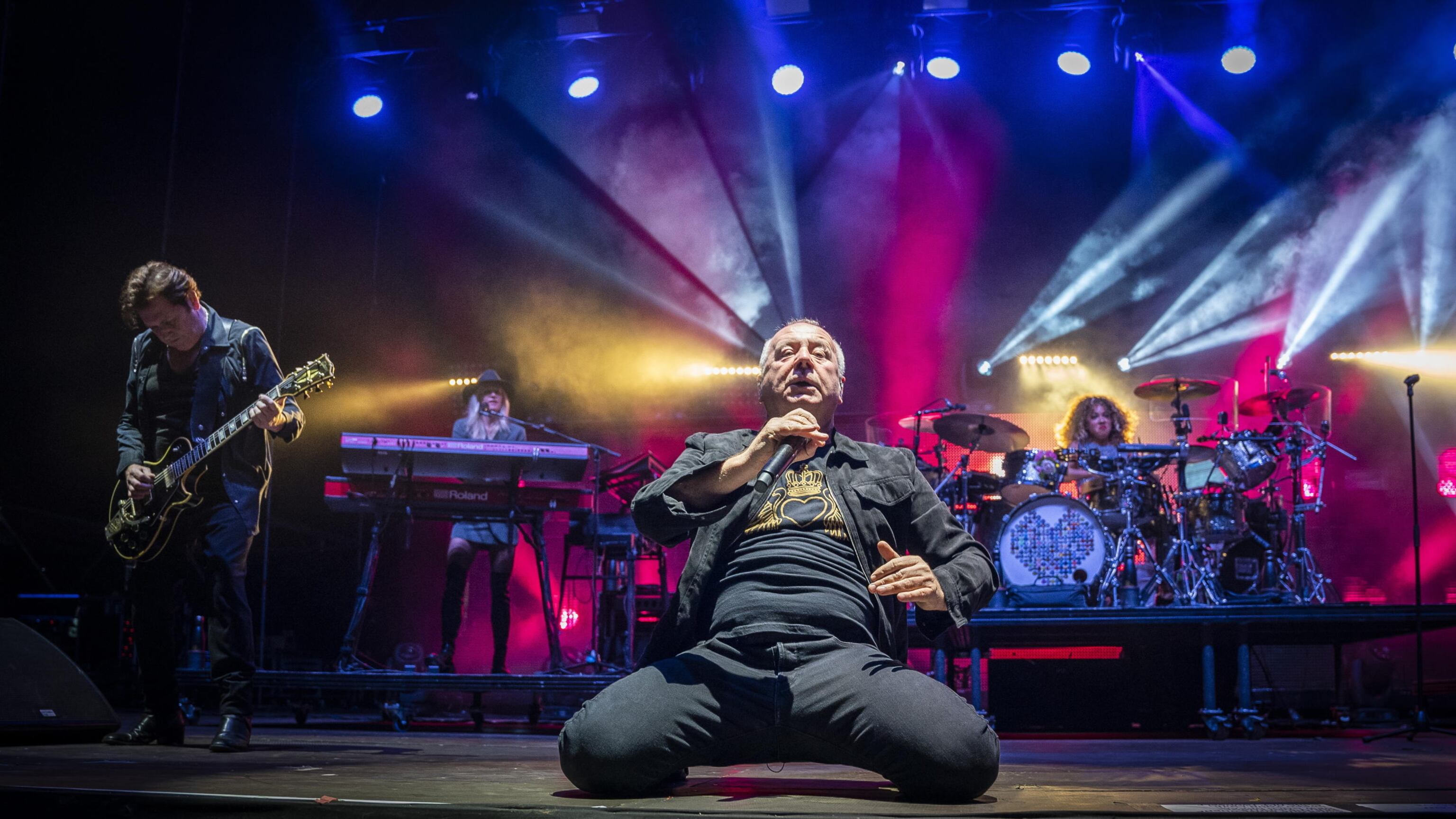 "I miei Simple Minds sono rinati in Italia. La musica oggi? Più moda che impegno"