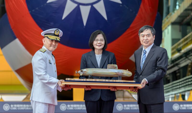 Taiwan ha varato il primo sottomarino progettato e assemblato direttamente sull'isola 8