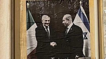 “Ci fai schifo”. I manifesti choc dei giovani Pd contro Tajani