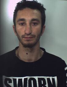 Spari contro i carabinieri, la foto degli indagati 3