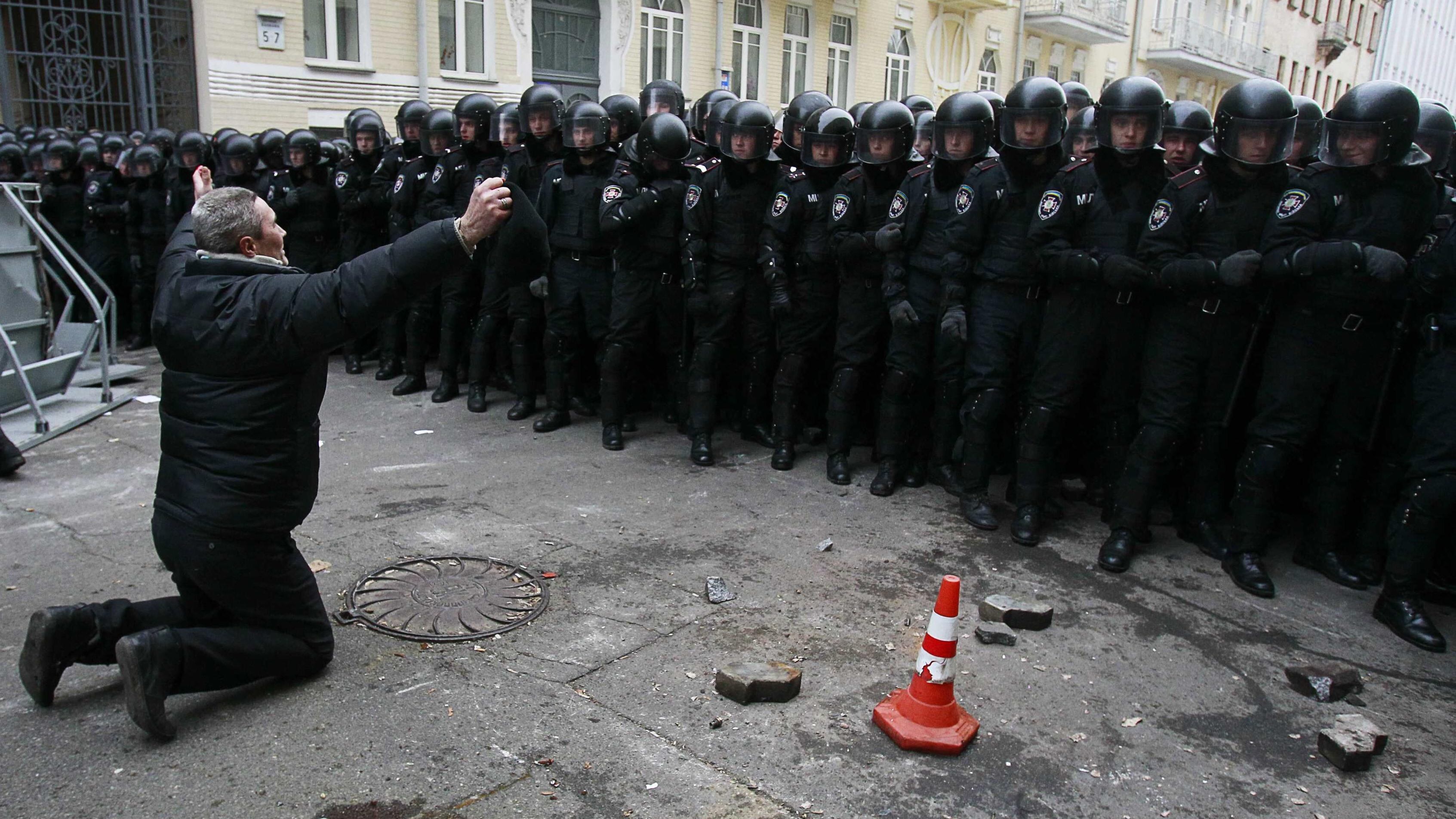 Assalto ai palazzi del potere di Kiev