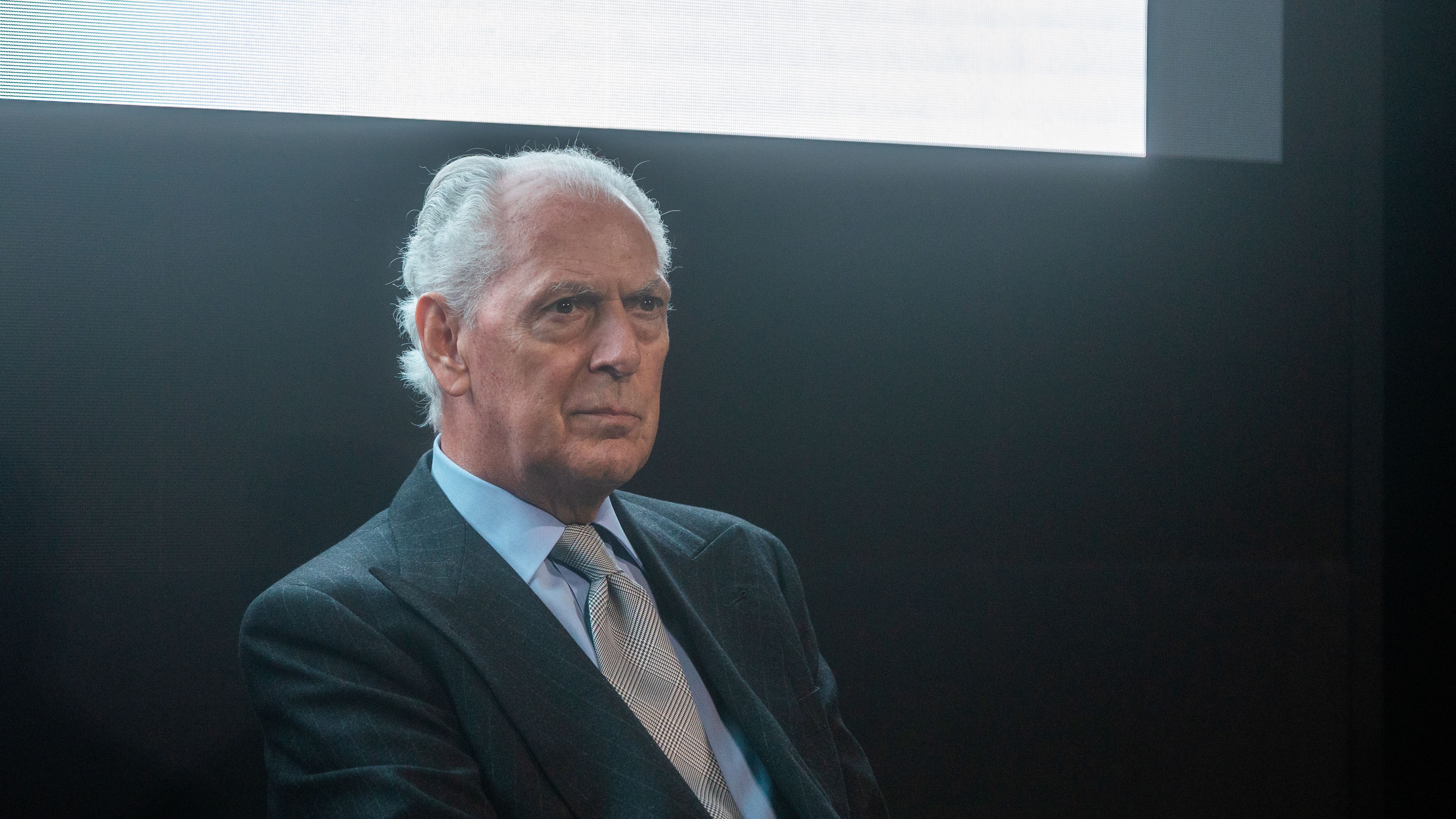 Pirelli, Pechino in bilico sulla ritirata