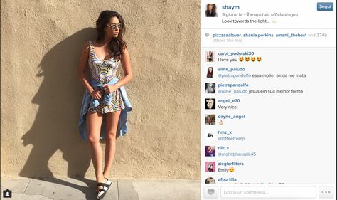 Lucy Hale e le Pretty Little Liars: come si rivelano su Instagram 2