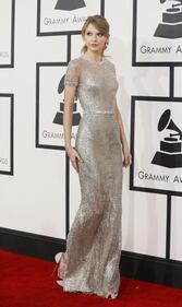 Taylor Swift: le foto e i look più sexy 37