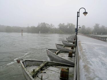 Il Ticino esonda ed allaga Pavia 10