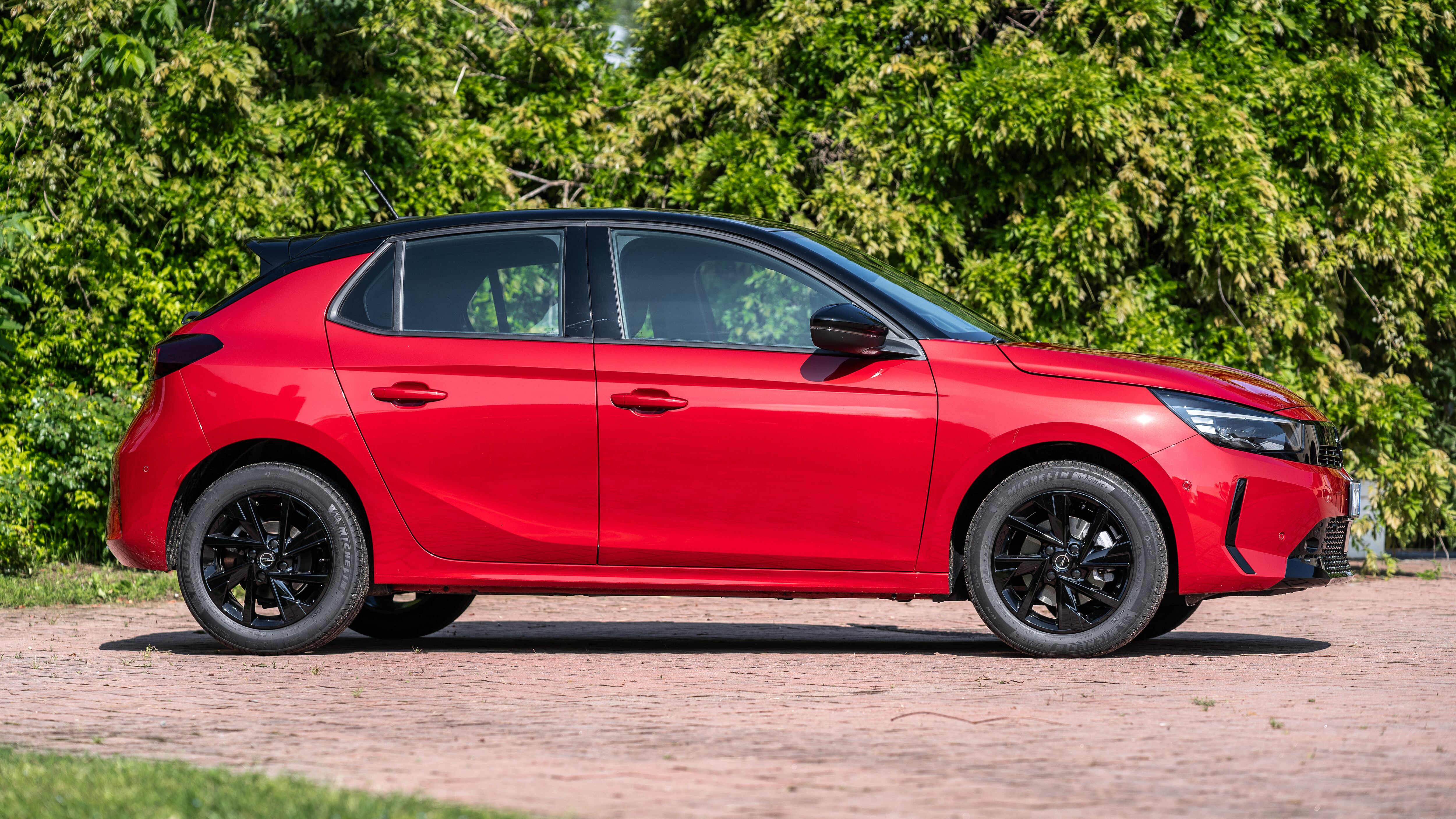 Primo contatto con la nuova Opel Corsa Hybrid