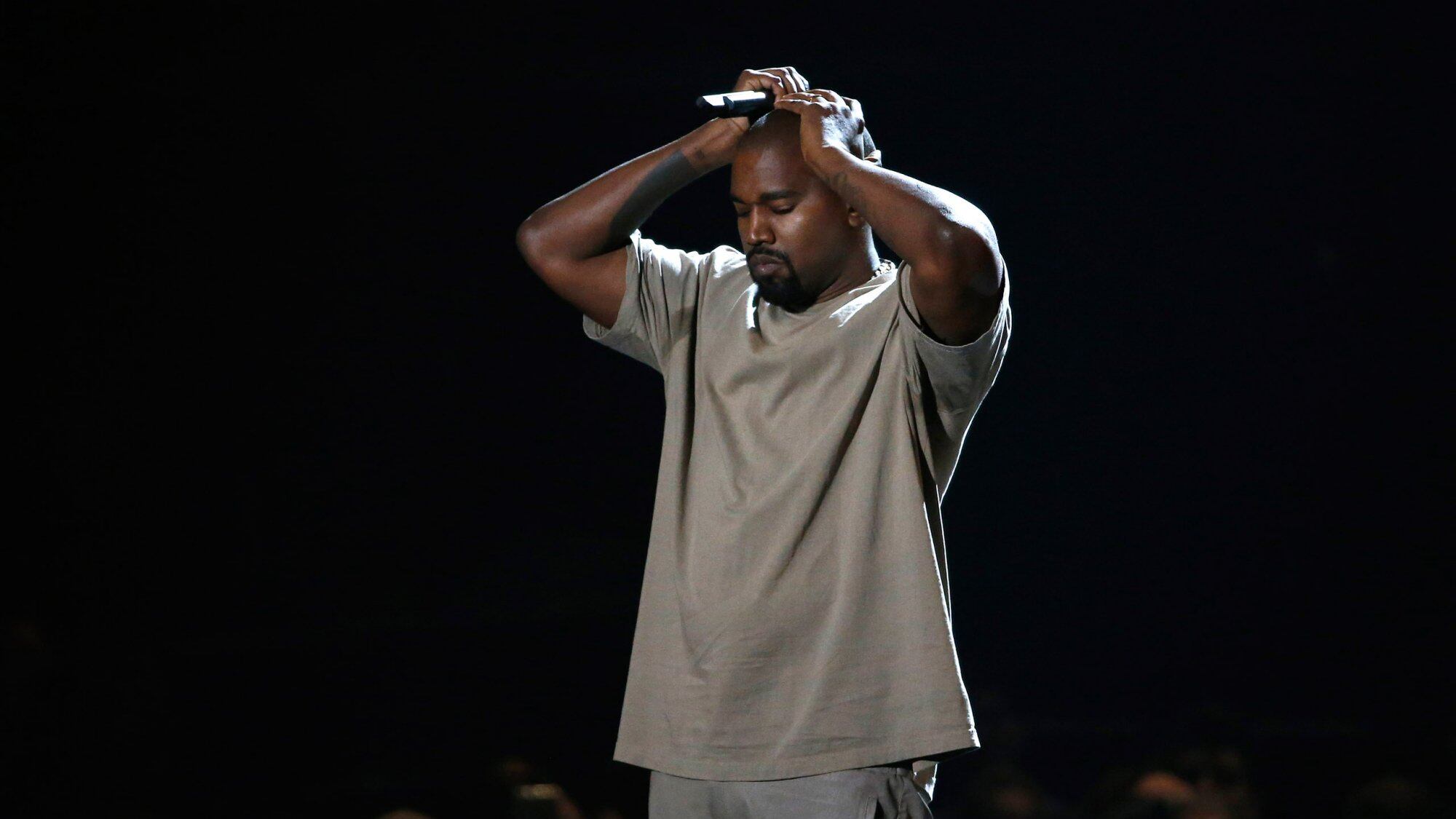 Lena Dunham contro i nudi vip di Kanye West