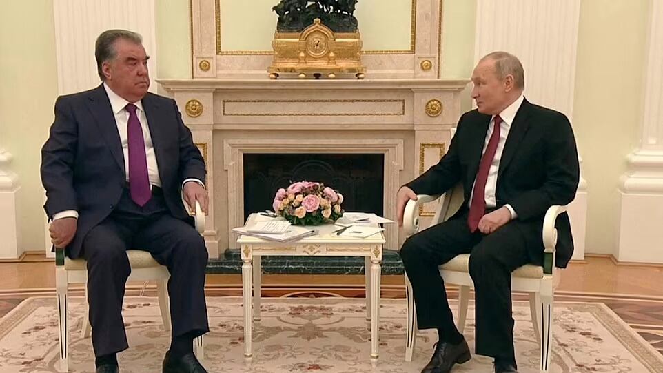 Sindrome delle "gambe senza riposo": nuovo segnale della malattia di Putin