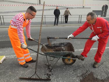 Pisapia tappa le buche con il "cerotto" 5
