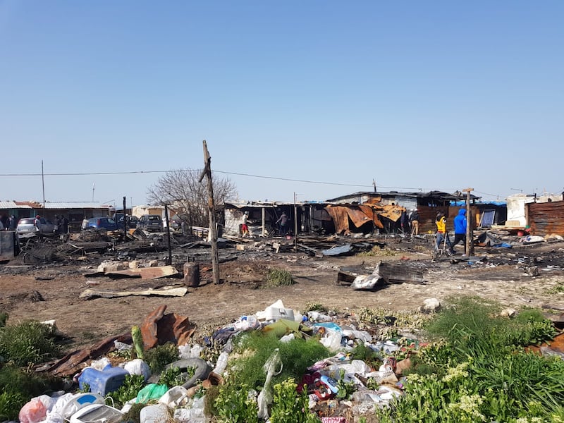 Borgo Mezzanone, la baraccopoli dopo l'incendio 5