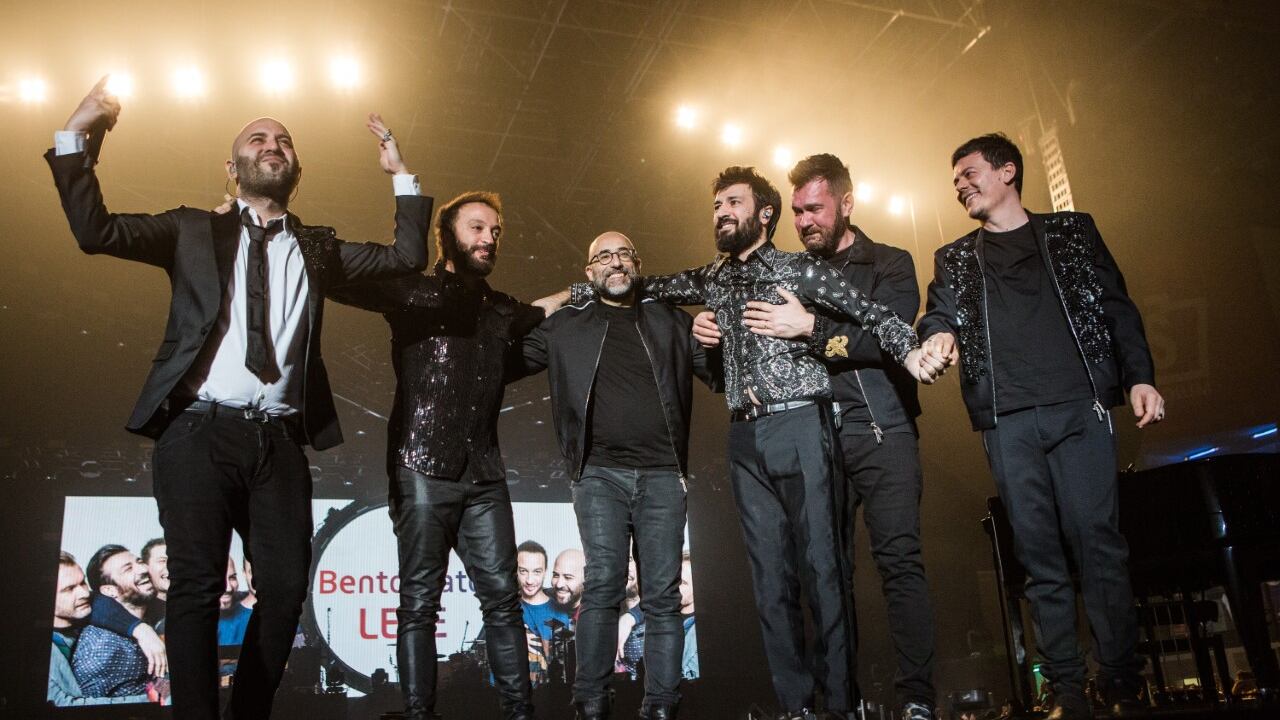 Negramaro successo live a Milano e sul palco torna Lele