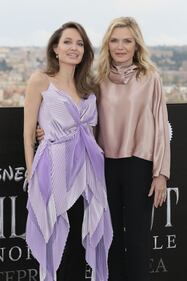 Angelina Jolie e Michelle Pfeiffer a Roma per presentare "Maleficent: Mistress Of Evil" 5