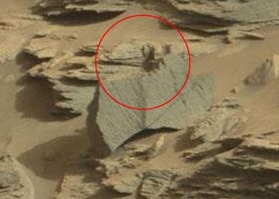 Le foto su Marte che fanno discutere gli ufologi 2