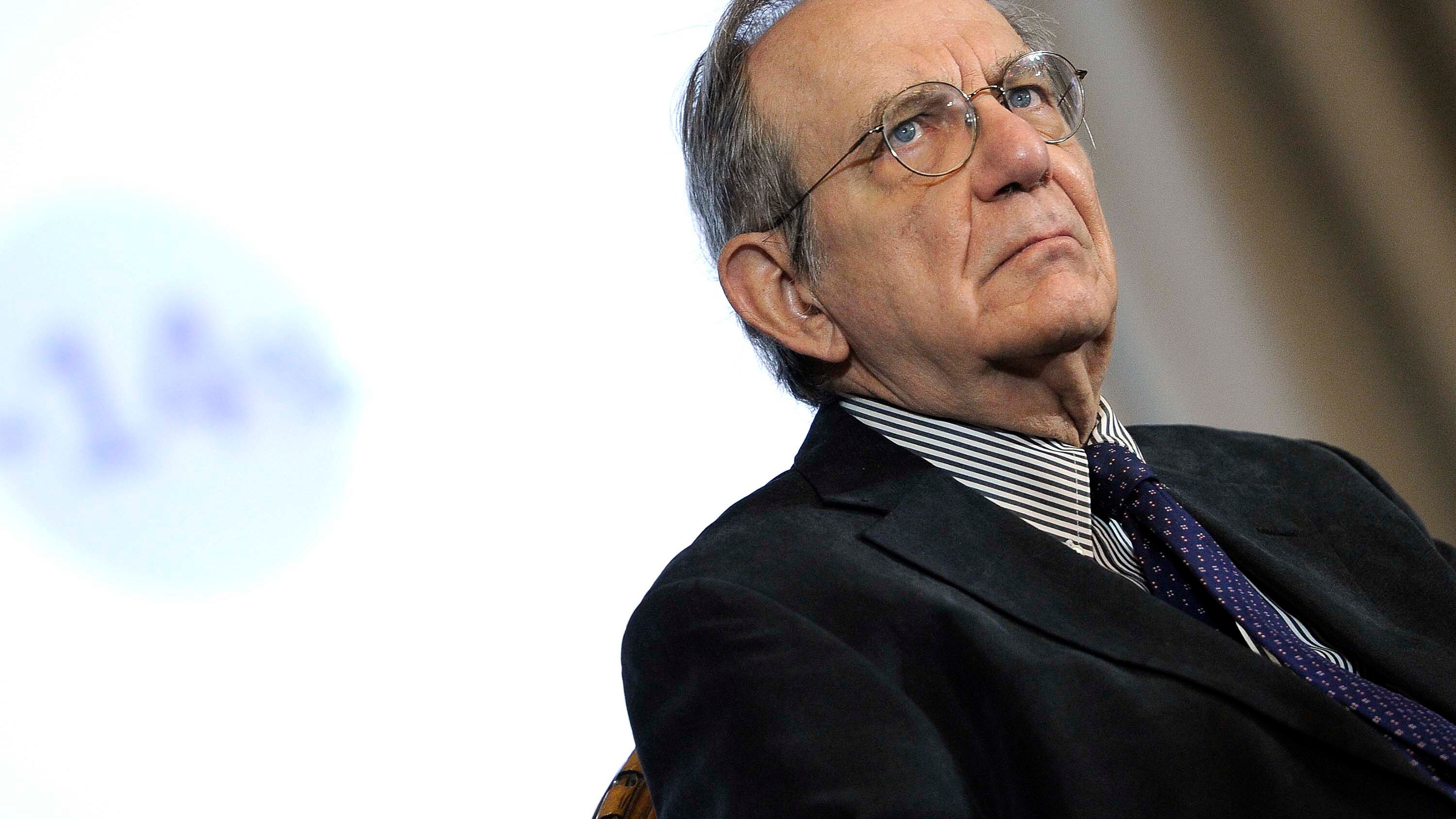 Padoan: "Bce a Weidmann? La nomina non è scontata"
