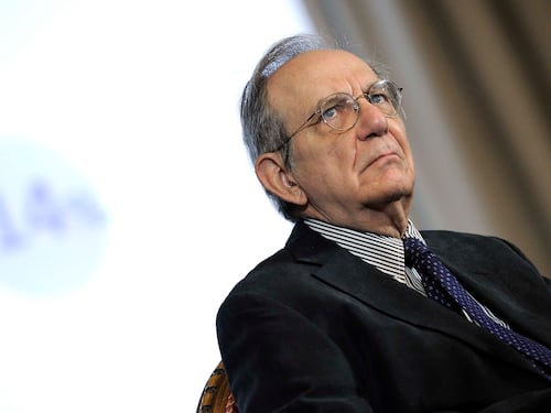 Manovra, Padoan presenta il conto: 3,5 miliardi dalla spending review, 5,1 nuove entrateda