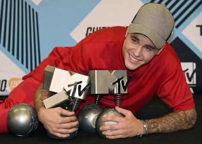 MTV EMA 2015, red carpet stellare a Milano 6
