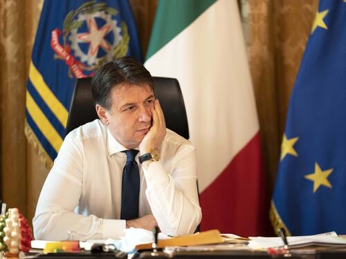 "Non finisce qui". Il premier furioso a caccia di voti