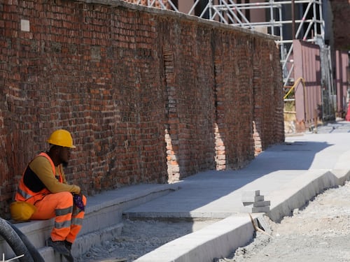 Dall’asfalto bianco alle vernici: i nuovi metodi per difendersi dalle ondate di calore