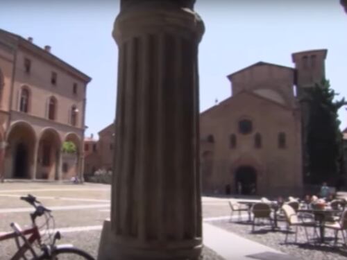 Bologna, docente pestato da straniero con precedenti