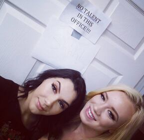 Valentina Nappi topless su Instagram 7
