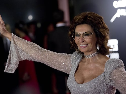 Le 60enni? Non chiamatele più anziane: ora vogliono tutto, anche il sesso