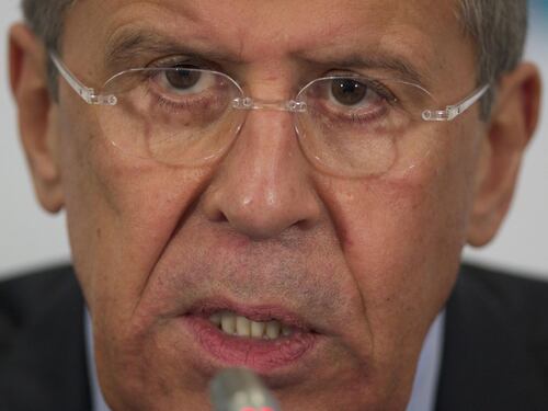 Mosca pronta alla guerra: "Chi tocca i russi tocca noi"