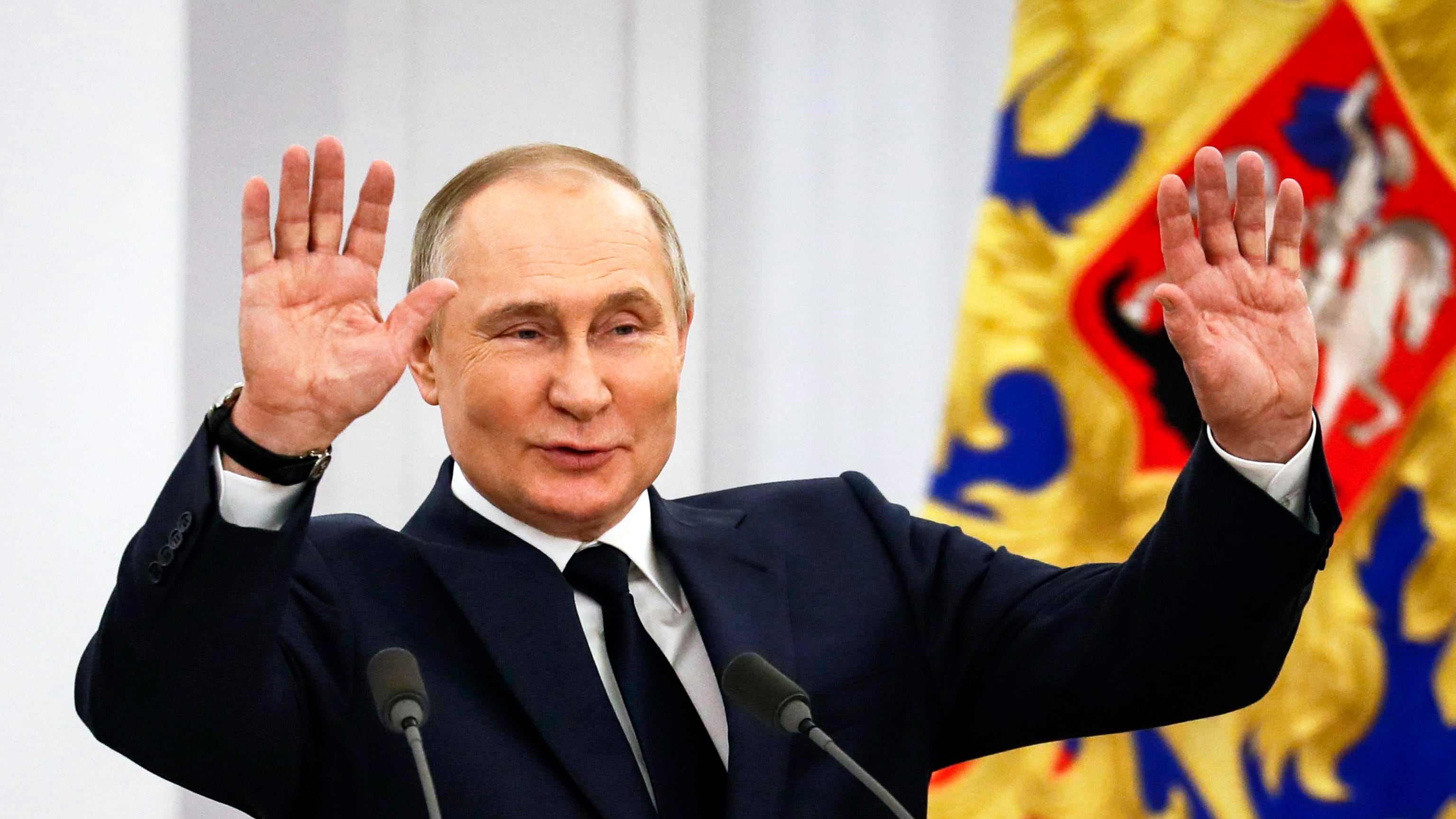 Il delirio di Putin su Zelensky. "Un ebreo che copre i nazisti"
