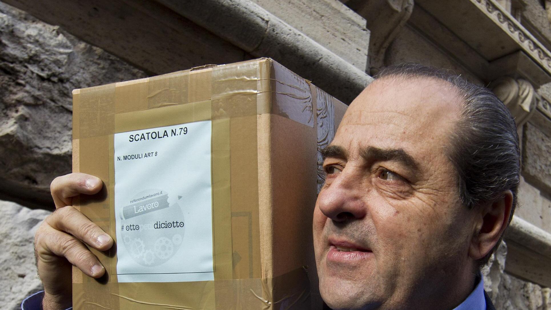 Il tramonto di Di Pietro tra nuovi scandali e flop politici