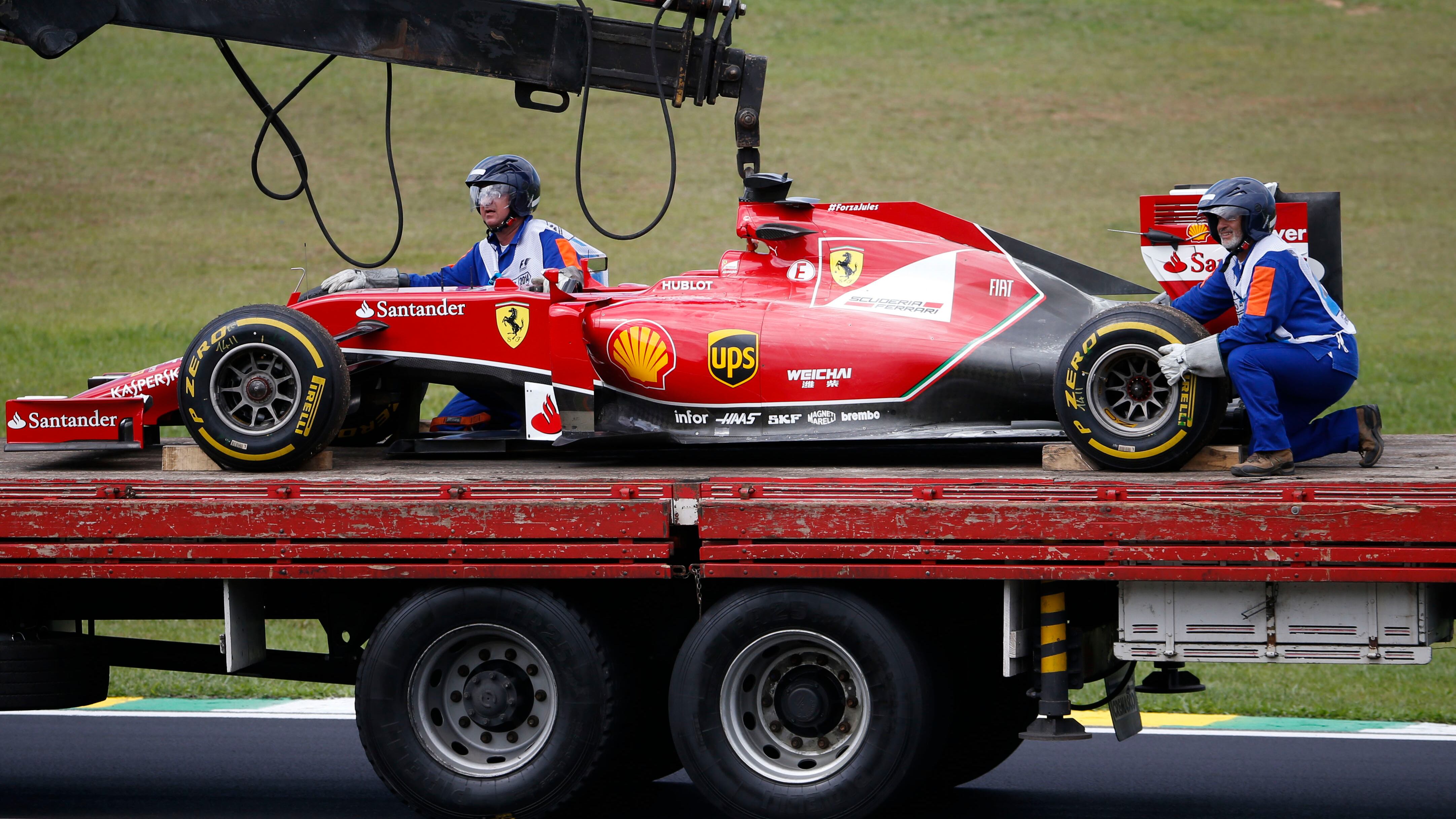Gp del Brasile: Alonso prima è settimo, poi la Ferrari va a fuoco