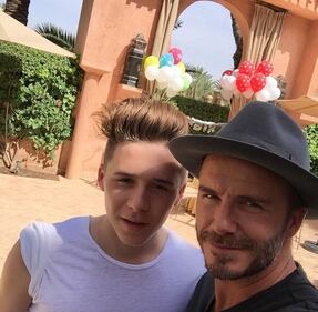 David Beckham, reunion delle Spice Girls per il compleanno 3
