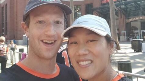 Mark Zuckerberg inventa la “scatola del sonno” per la moglie