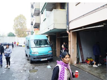 L'operazione della polizia in via Bolla  a Milano 10