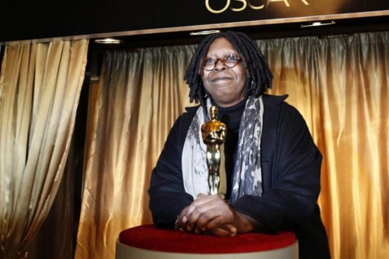 Marijuana per combattere i dolori mestruali, l'idea di Whoopi Goldberg: foto 2
