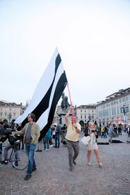 Juventus, anche i tifosi fanno festa: ecco tutte le immagini 13