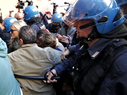 Roma, ai rom già assegnate 80 case popolari su 800
