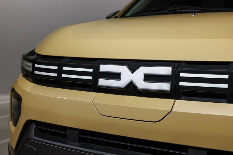 Dacia Spring 2024: guarda tutte le foto di interni ed esterni 5