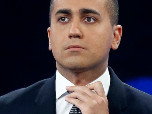 Governisti, filoleghisti, ribelli: Di Maio adesso è accerchiato