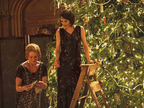 Le serie tv per tutti i gusti da (ri)vedere a Natale