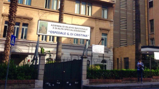 Palermo, bimbo di 18 mesi ingerisce droga. "L'ha presa per strada"