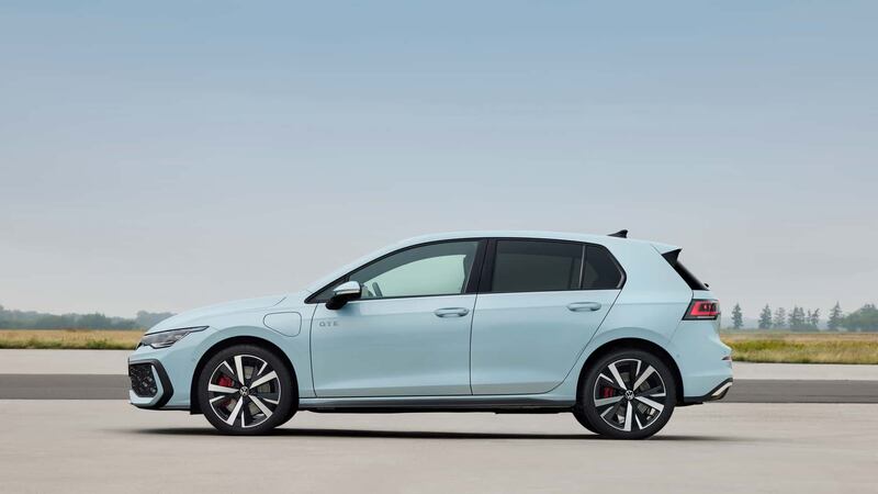 Volkswagen Golf 2024, guarda tutte le foto 7