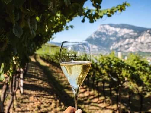 Trentodoc, tre giorni di bollicine di montagna