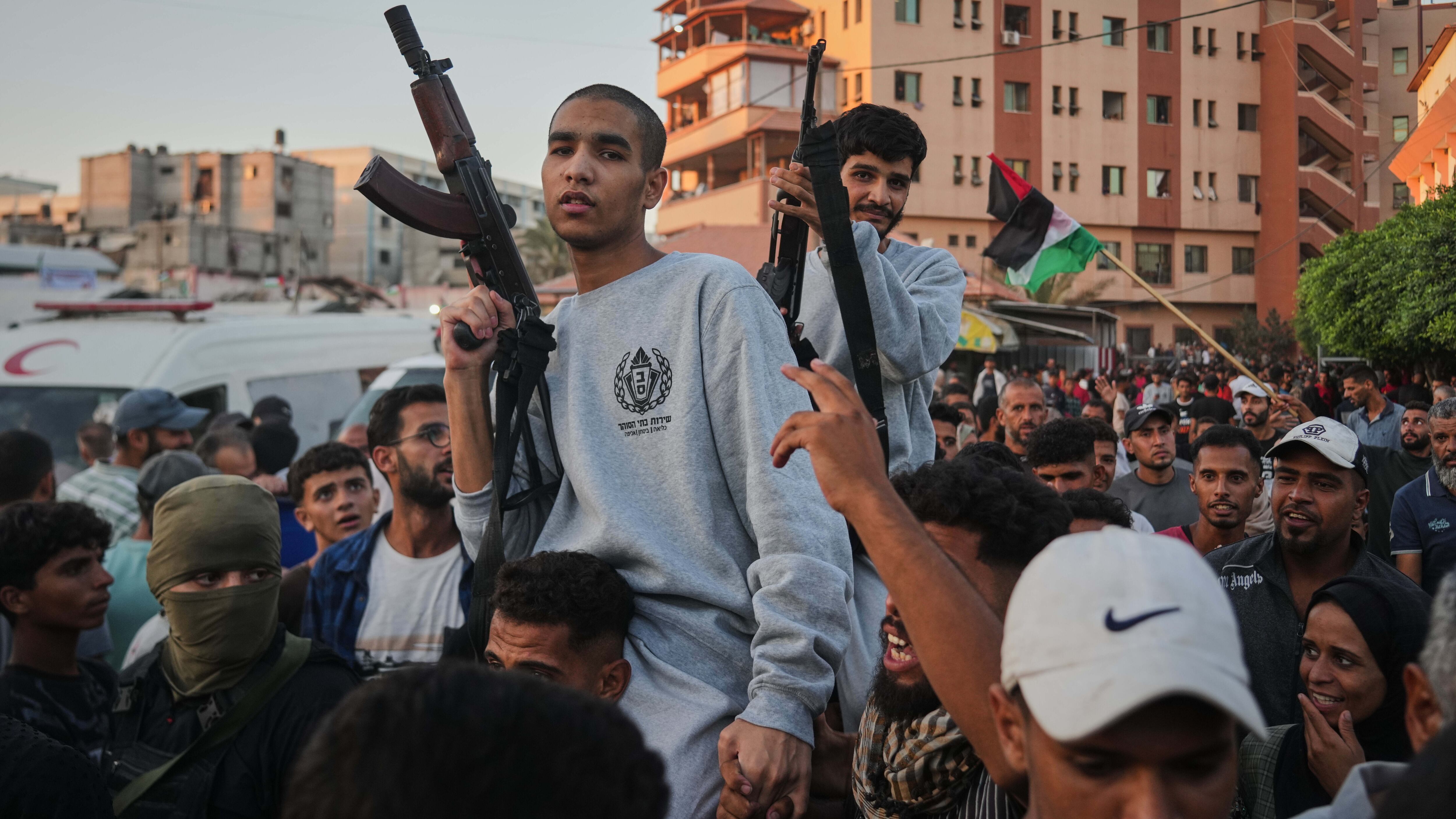 Nella Striscia è guerra civile. Hamas e gli altri gruppi armati il vero ostacolo per la tregua