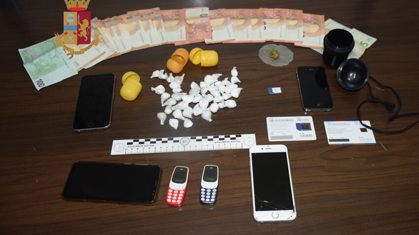 Lecce, nascondeva la cocaina nell'ovetto kinder