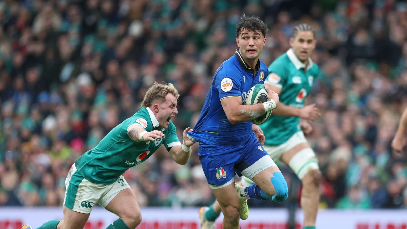 Rugby, l’Italia sfiora l’impresa a Dublino ma è sconfitta 20-13 dall’Irlanda