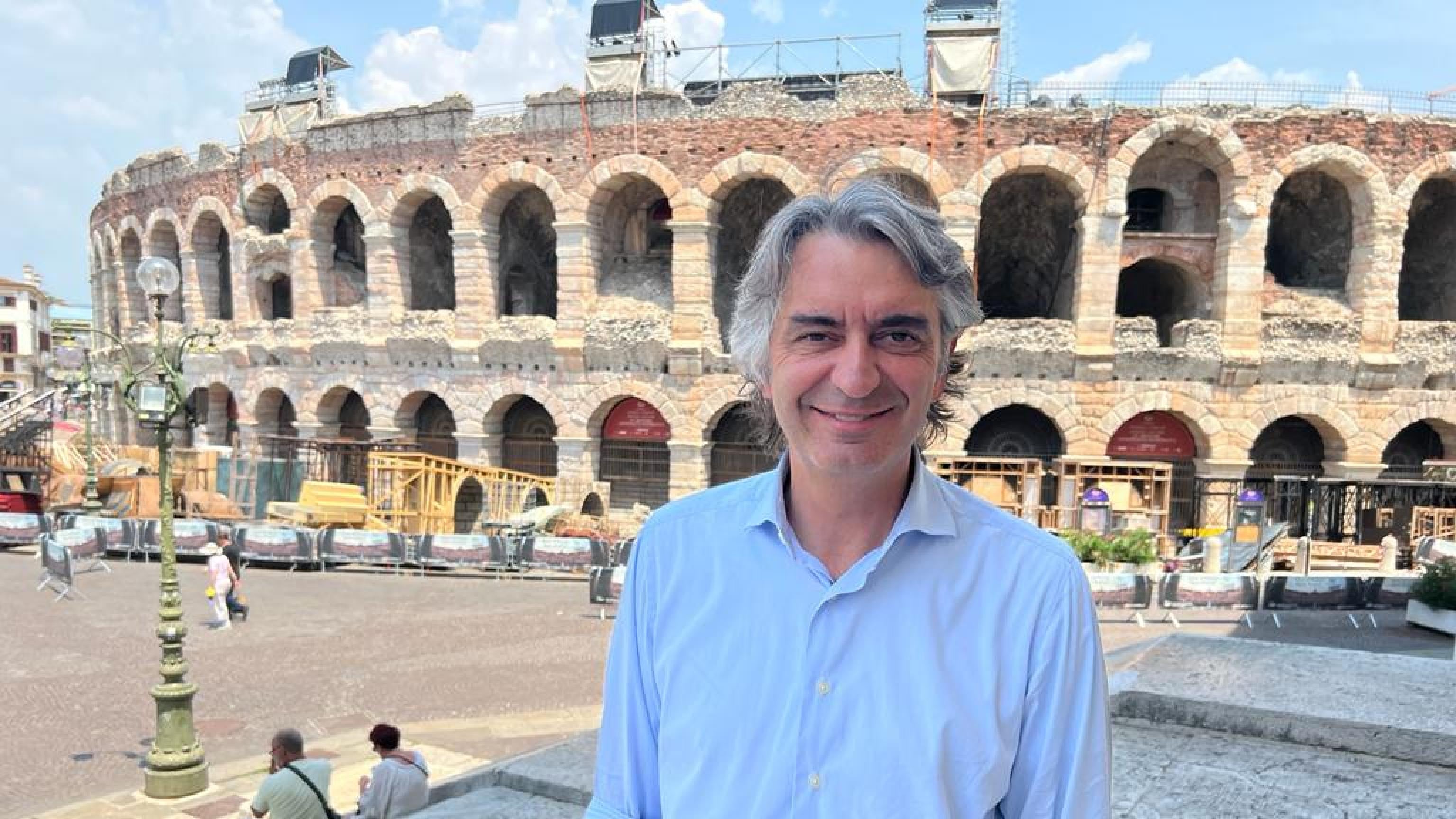 Verona, azzurri e Lega si appellano alla Meloni