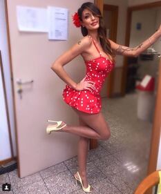 Cristina Buccino sexy per la fine dell'estate 46