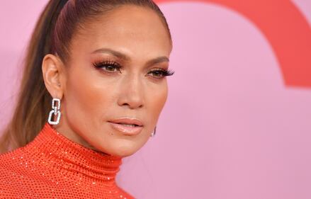 Jennifer lopez è sexy al red carpet de CFDA Awards 2019 3