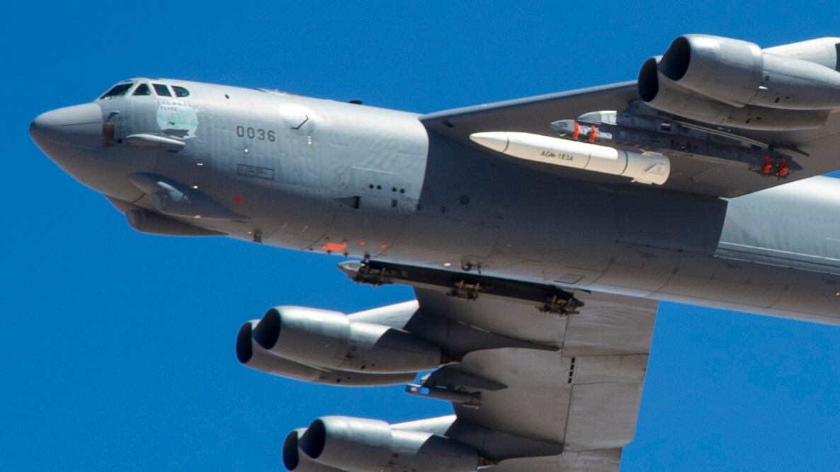 Il Pentagono trasforma il missile Arrw in un’arma antinave ipersonica
