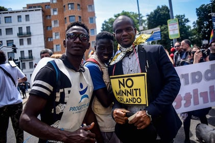 A Milano la marcia per i diritti dei migranti 11